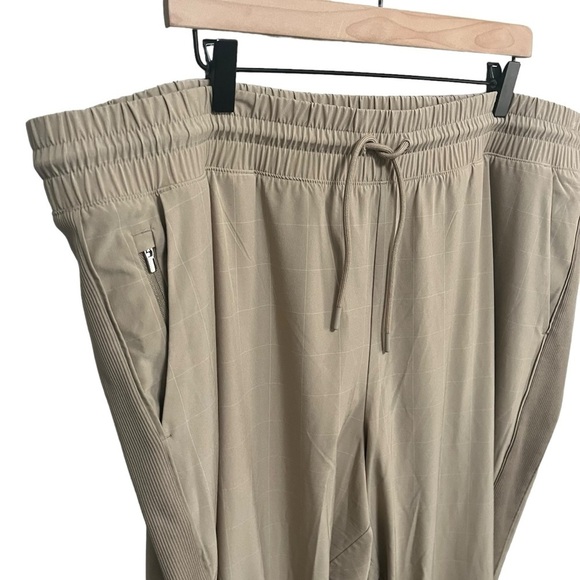 Athleta Brooklyn Textured Ankle Pant - Picture 7 of 11